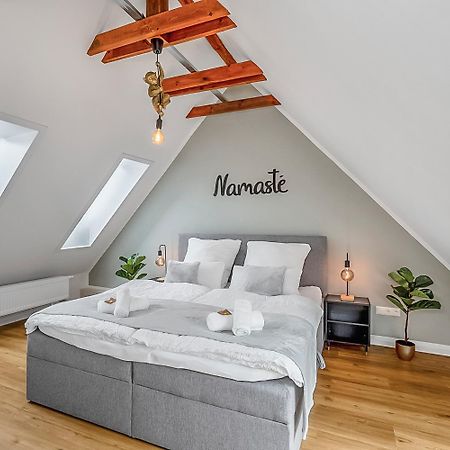 Namaste Homes - Ferienwohnung Mit Dachterrasse Bad Windsheim Luaran gambar